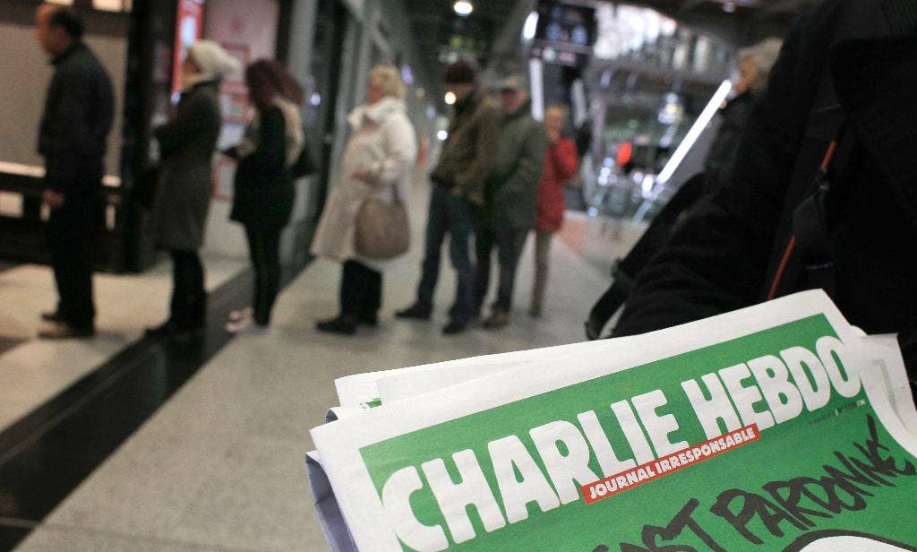 Charlie Hebdo Terbaru Terlaris Global, Tapi Kartun Nabi Baru Tuai Kritik Umat Islam