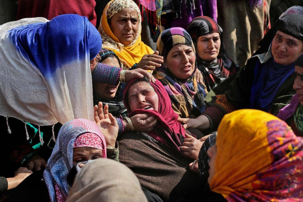 3 Indian soldiers, Kashmir woman killed during rebel attack | Fox News