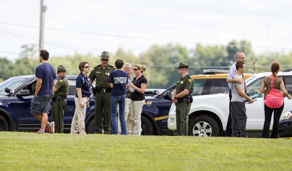 Authorities: West Virginia high school teacher calmed student who held ...