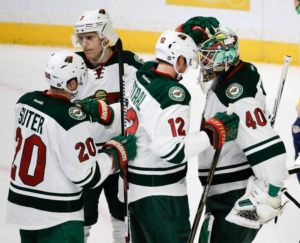 Dubnyk, Staal membantu Wild mengalahkan Predator 5-2 untuk keenam kalinya berturut-turut
