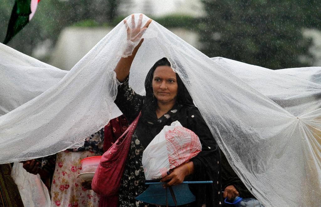 Heavy monsoon rains kill 40 people in Pakistan, government issues ...