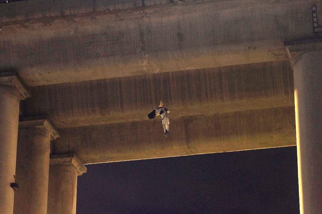 Body found hanging from bridge in Mexico City | Fox News