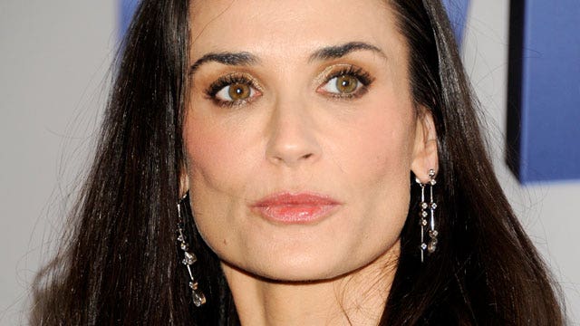 Demi Moore steps out for first time since post-Kutcher split rehab ...