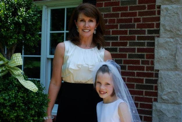 Police investigate shooting deaths of mother, 2 children inside ...