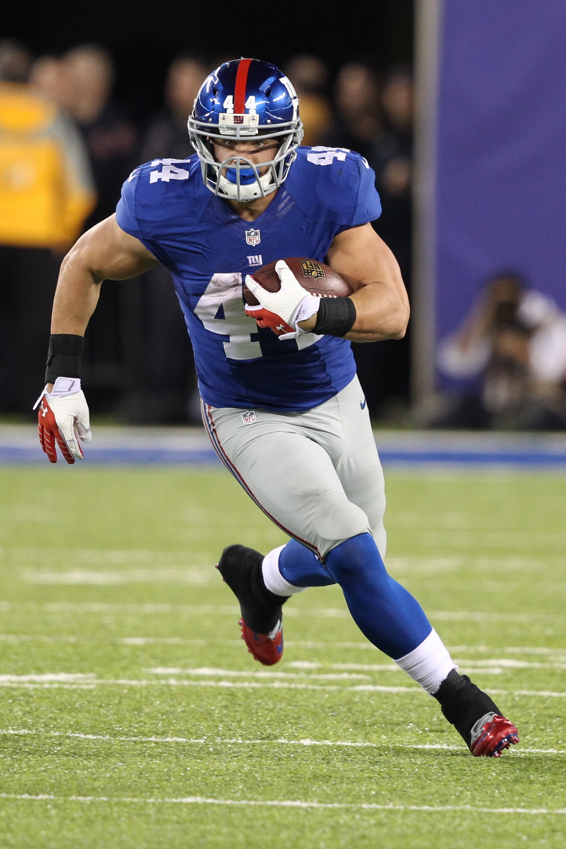 Peyton Hillis helps carry Giants to victory - Big Blue View