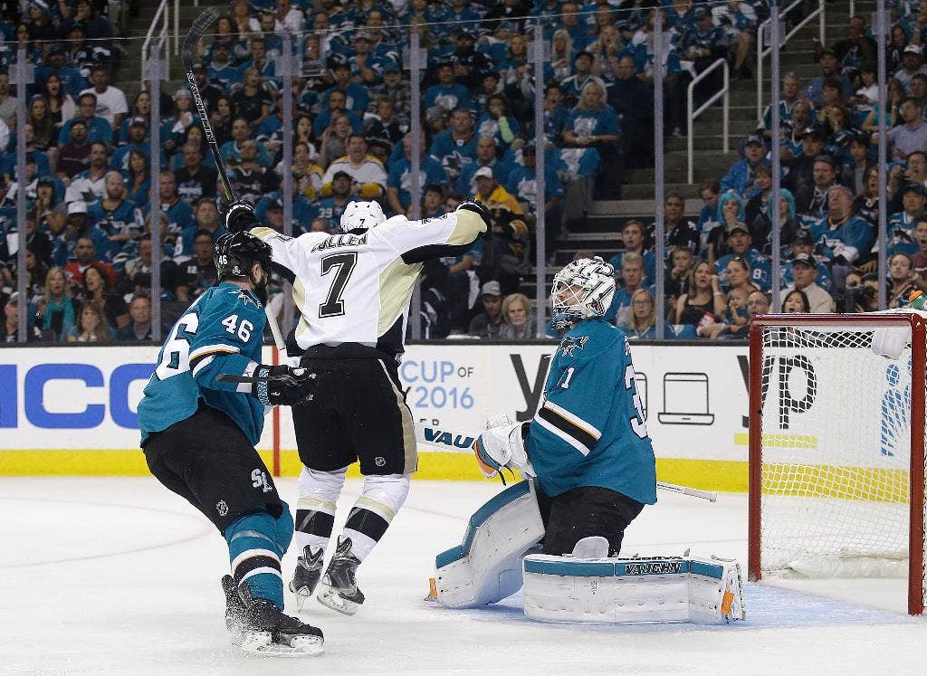 Sharks-Penguins seri 2, di PL untuk game ke-2 berturut-turut