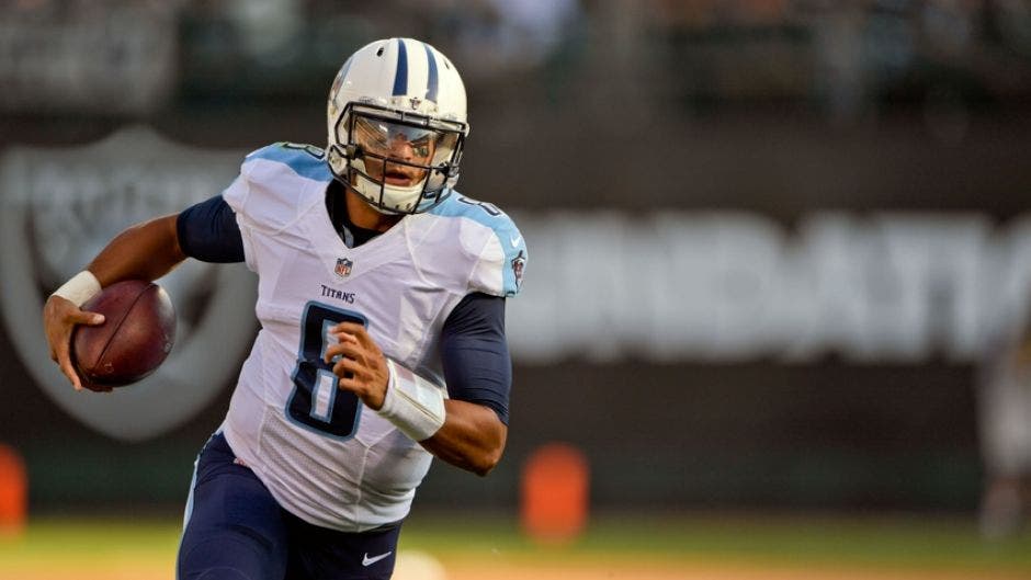 November 18, 2018: Tennessee Titans quarterback Marcus Mariota (8) during  NFL football game action between the Tennessee Titans and the Indianapolis  Colts at Lucas Oil Stadium in Indianapolis, Indiana. Indianapolis defeated  Tennessee