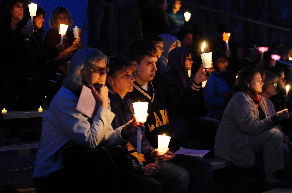 Tersangka pisau sekolah menengah Connecticut didakwa sebagai orang dewasa, uang jaminan ditetapkan sebesar  juta