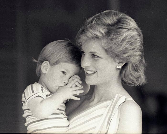 Photos Princess Dianas 23 Sweetest Mom Moments Fox News