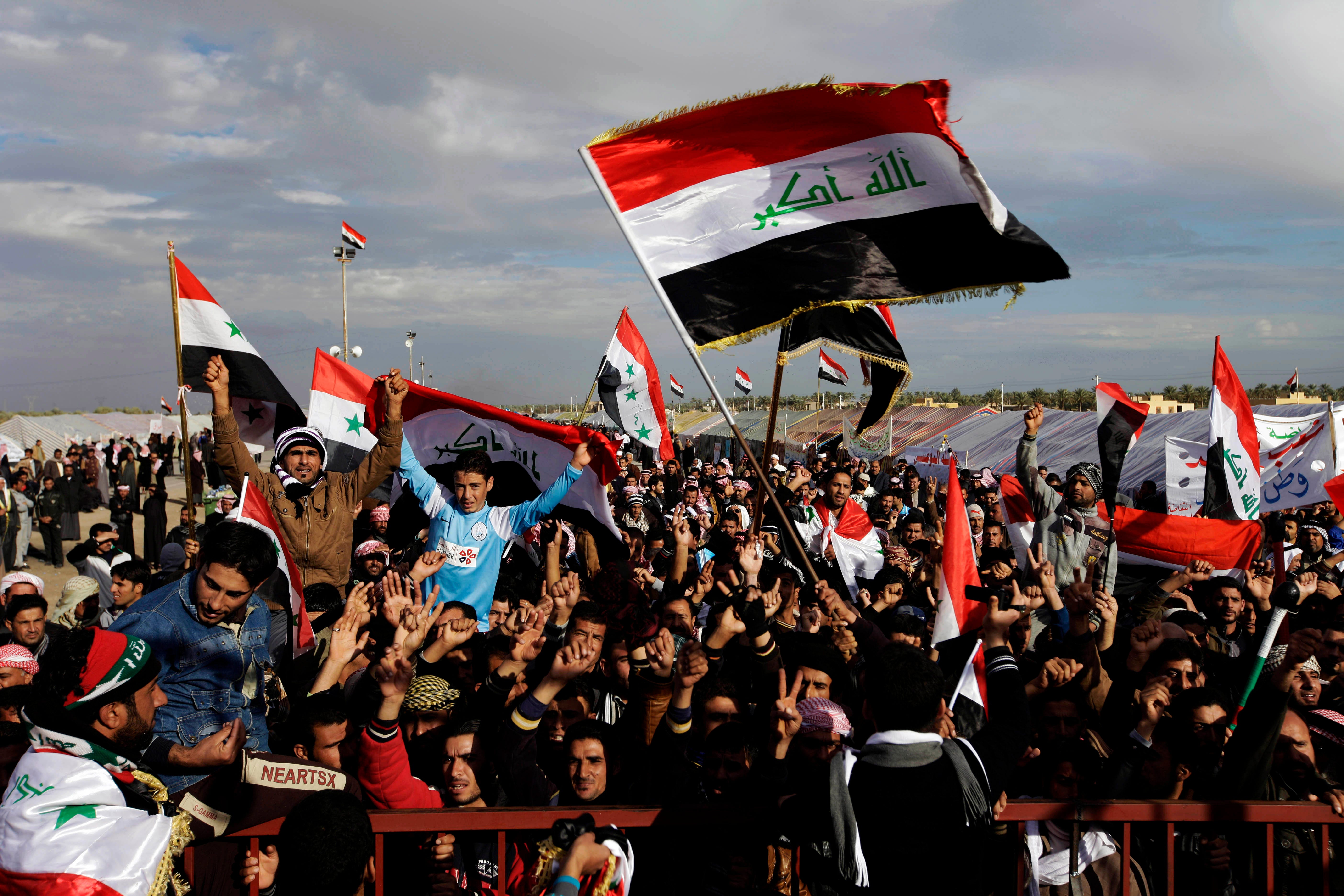 Hampir sepuluh tahun setelah invasi AS ke Irak, ketegangan yang terjadi di kalangan pengunjuk rasa Sunni meningkat