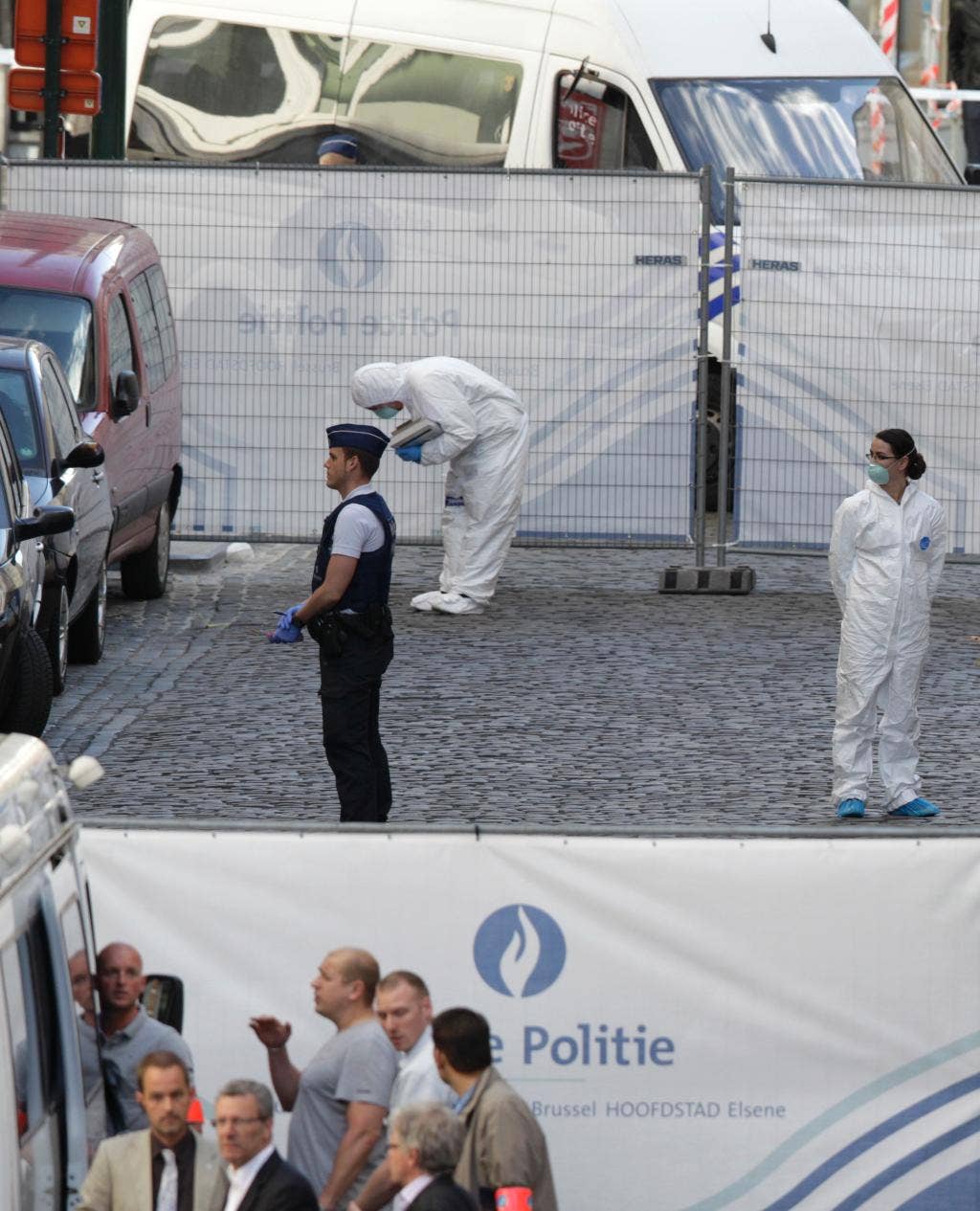 3 Mati, 1 terluka dalam tembakan di Museum Yahudi ibukota Belgia; 1 tersangka ditahan