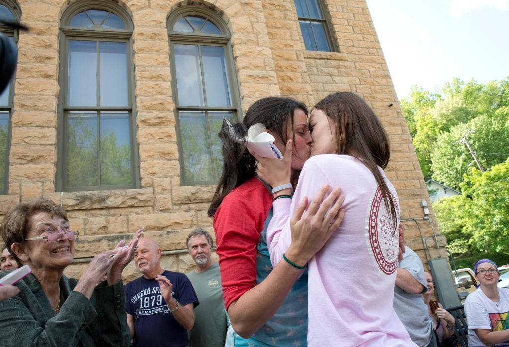 Arkansas First Bible Belt State To Issue Same Sex Marriage Licenses A 8587