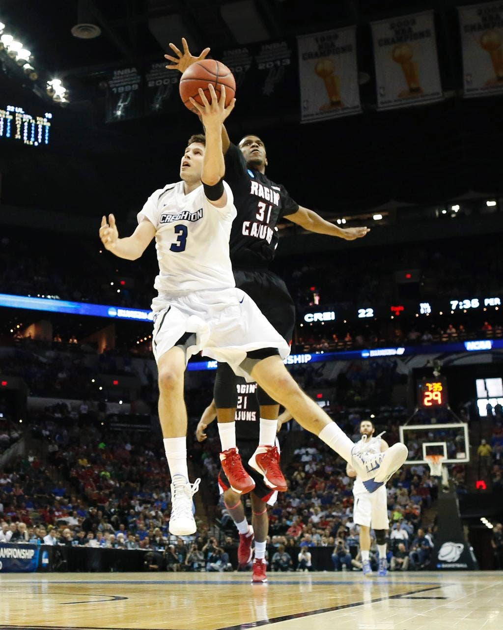 TIDAK. 3 Seed Iowa State Lengkapi ternak unggulan yang lebih tinggi di San Antonio tetapi kehilangan orang besar Niang