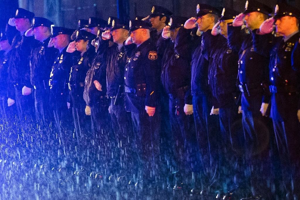 Philadelphia police officer killed while trying to stop robbery is ...