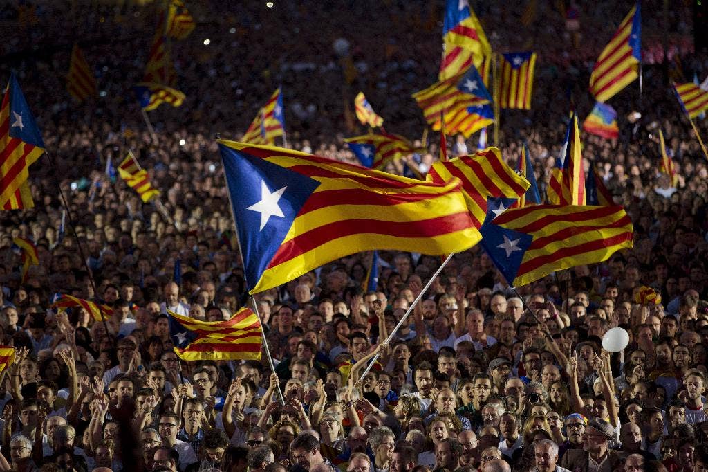 Sekilas tentang kampanye pemisahan diri Catalan untuk sebuah negara baru, pemungutan suara kemerdekaan hari Minggu