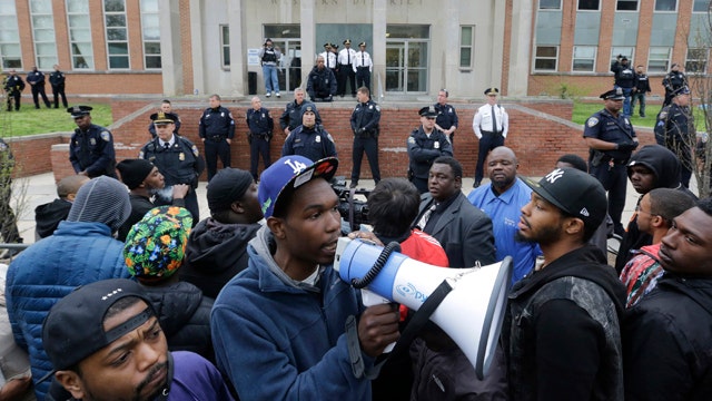 Lawyer for suspended Baltimore cops says man who died in custody had no ...