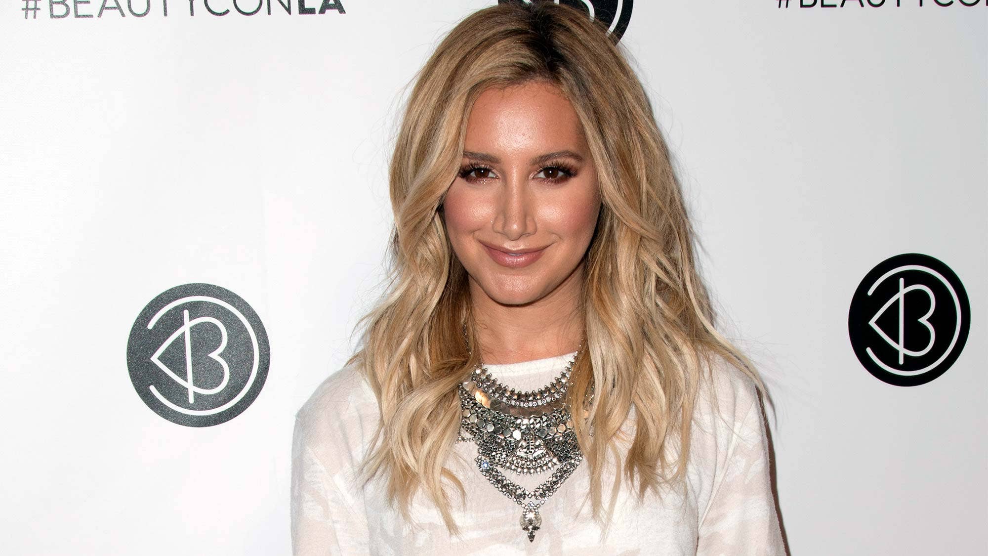 Actress Ashley Tisdale Selling Cape Cod In Studio City For $2.66M | Fox ...