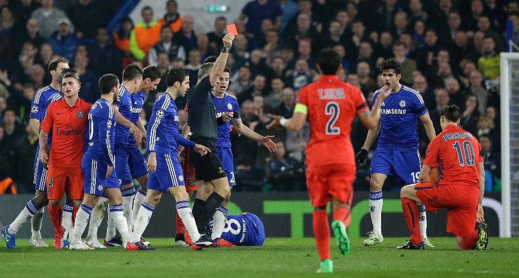 Sekilas tentang metode yang digunakan pemain sepak bola untuk berbuat curang menuju kemenangan