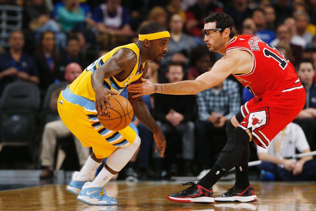 Ty Lawson mencetak 20 poin untuk membantu Denver Nuggets mengalahkan Chicago Bulls 114-109