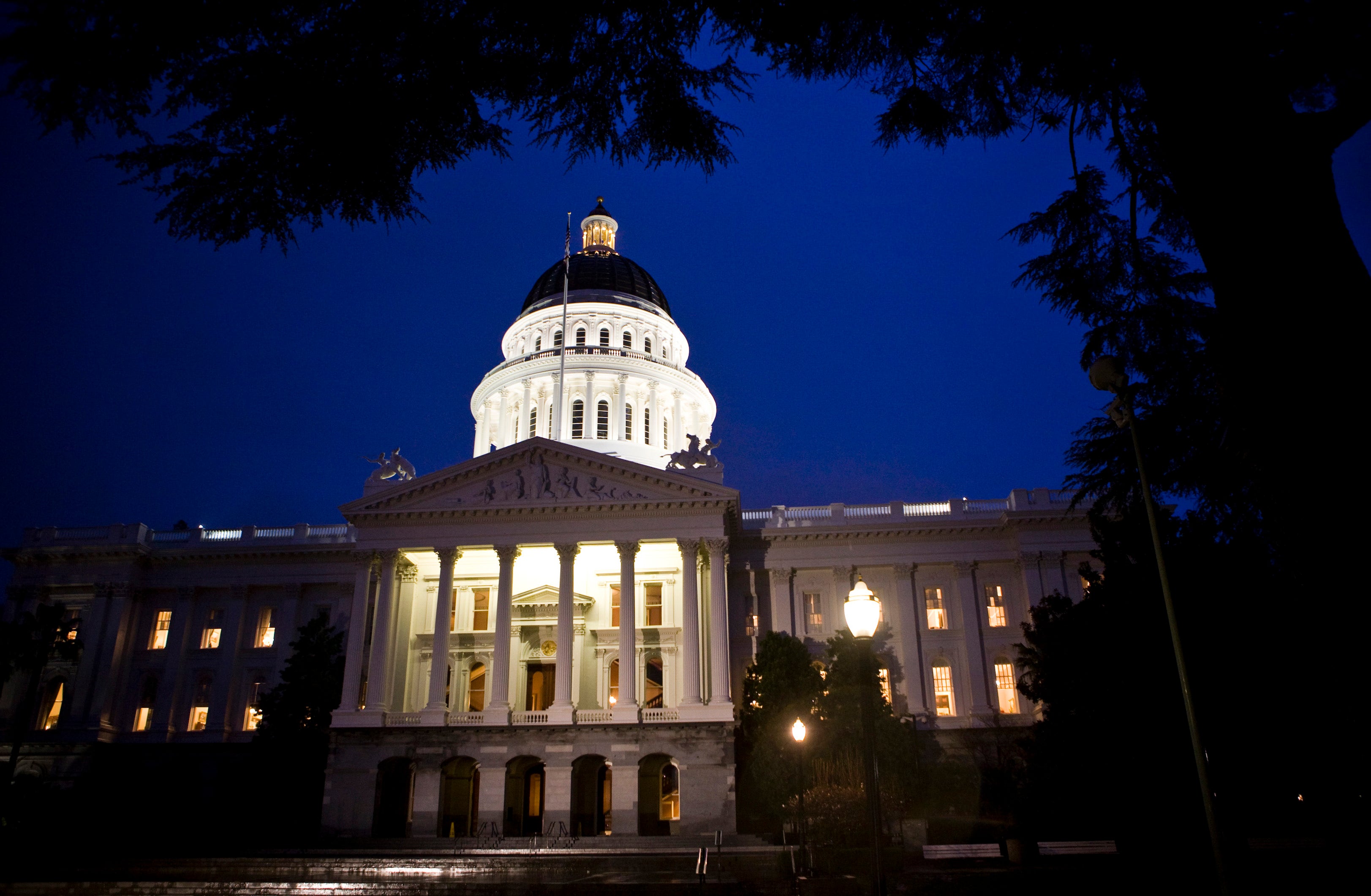 Здание Сената в Берлине. California Legislature 1973. State Legislature.
