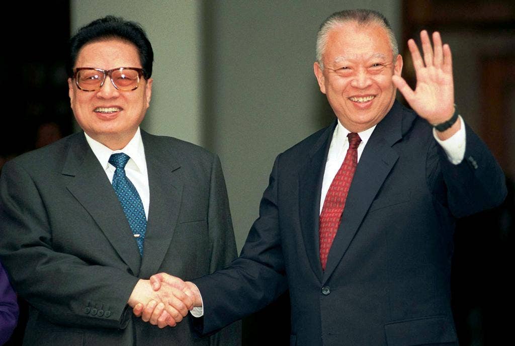 Former Chinese senior Communist Party official Qiao Shi dies at 91 ...