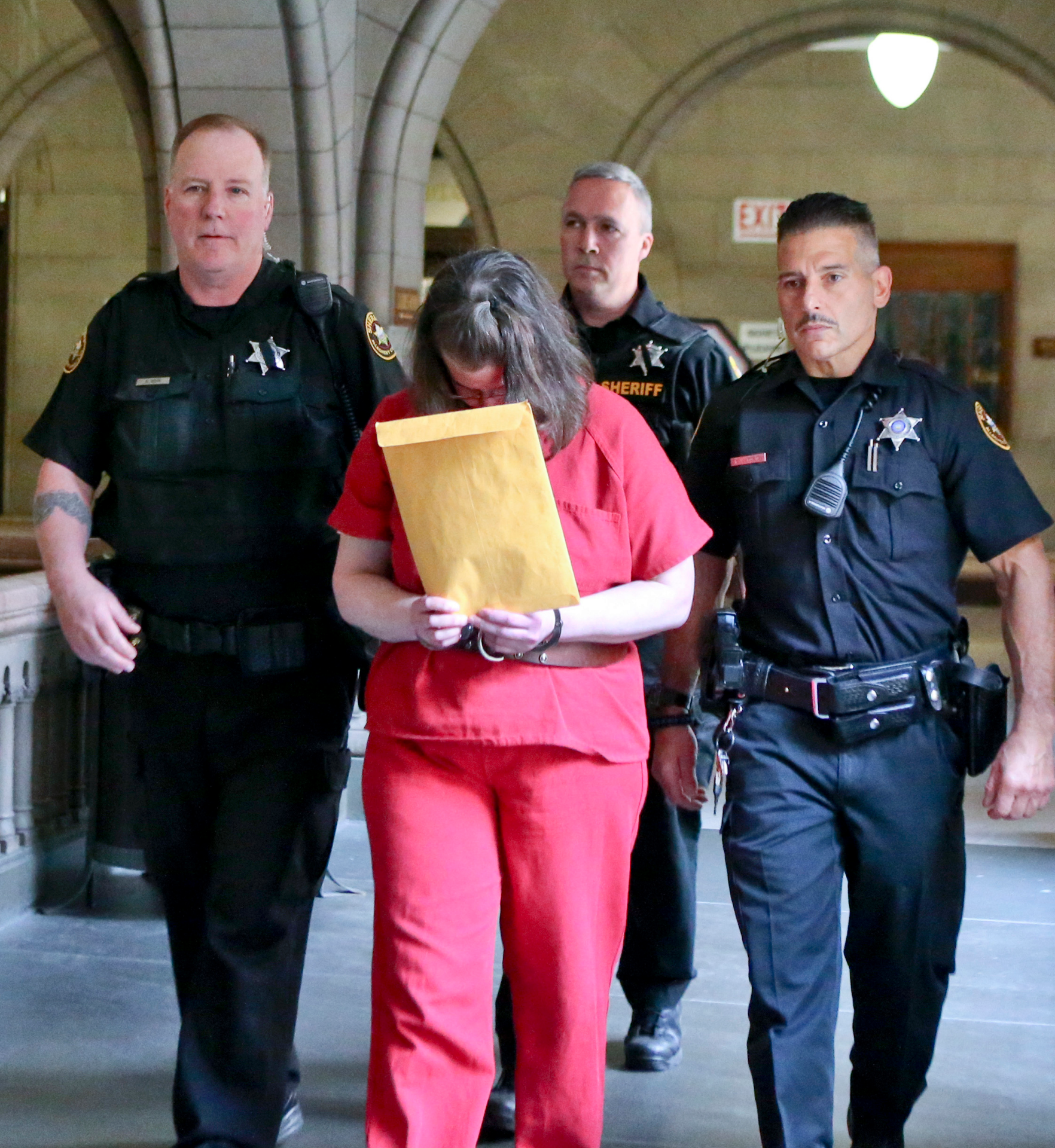 Mother gets 30 to 80 years in sons' bathtub drownings | Fox News