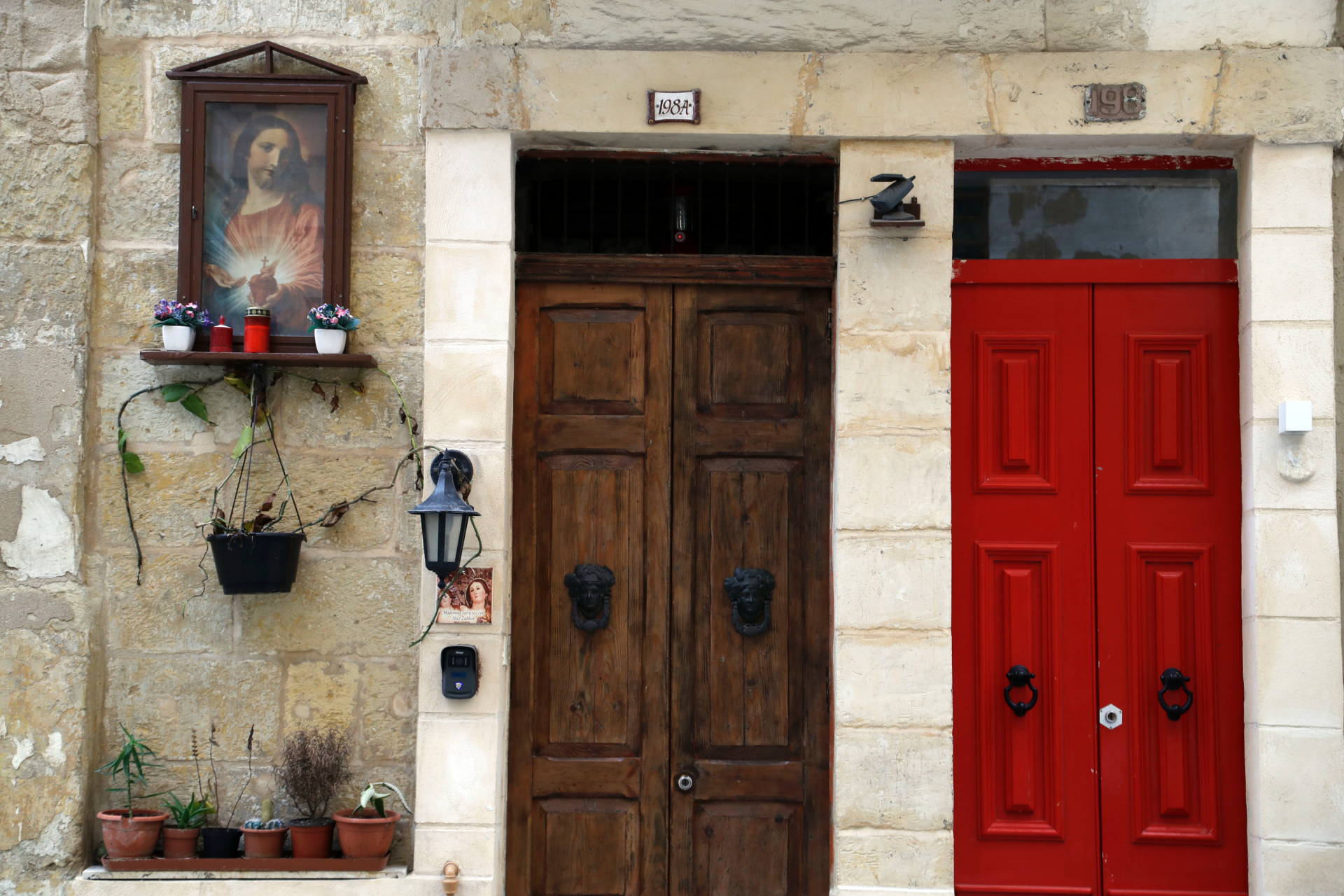 Malta menyetujui pernikahan sesama jenis karena protes Gereja Katolik