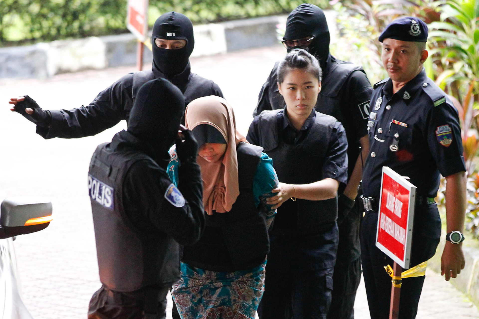 Pertahanan berupaya untuk menunjukkan hubungan politik dalam pembunuhan Kim Jong Nam