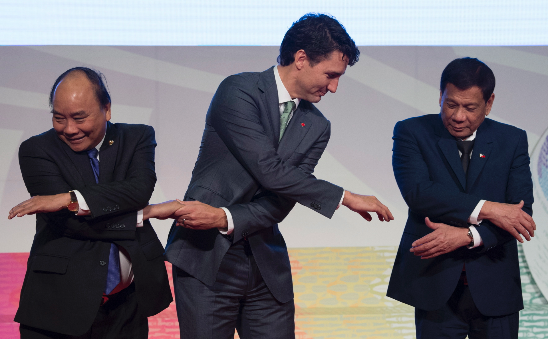 Trudeau mengatakan dia membahas hak asasi manusia dengan pemimpin Filipina