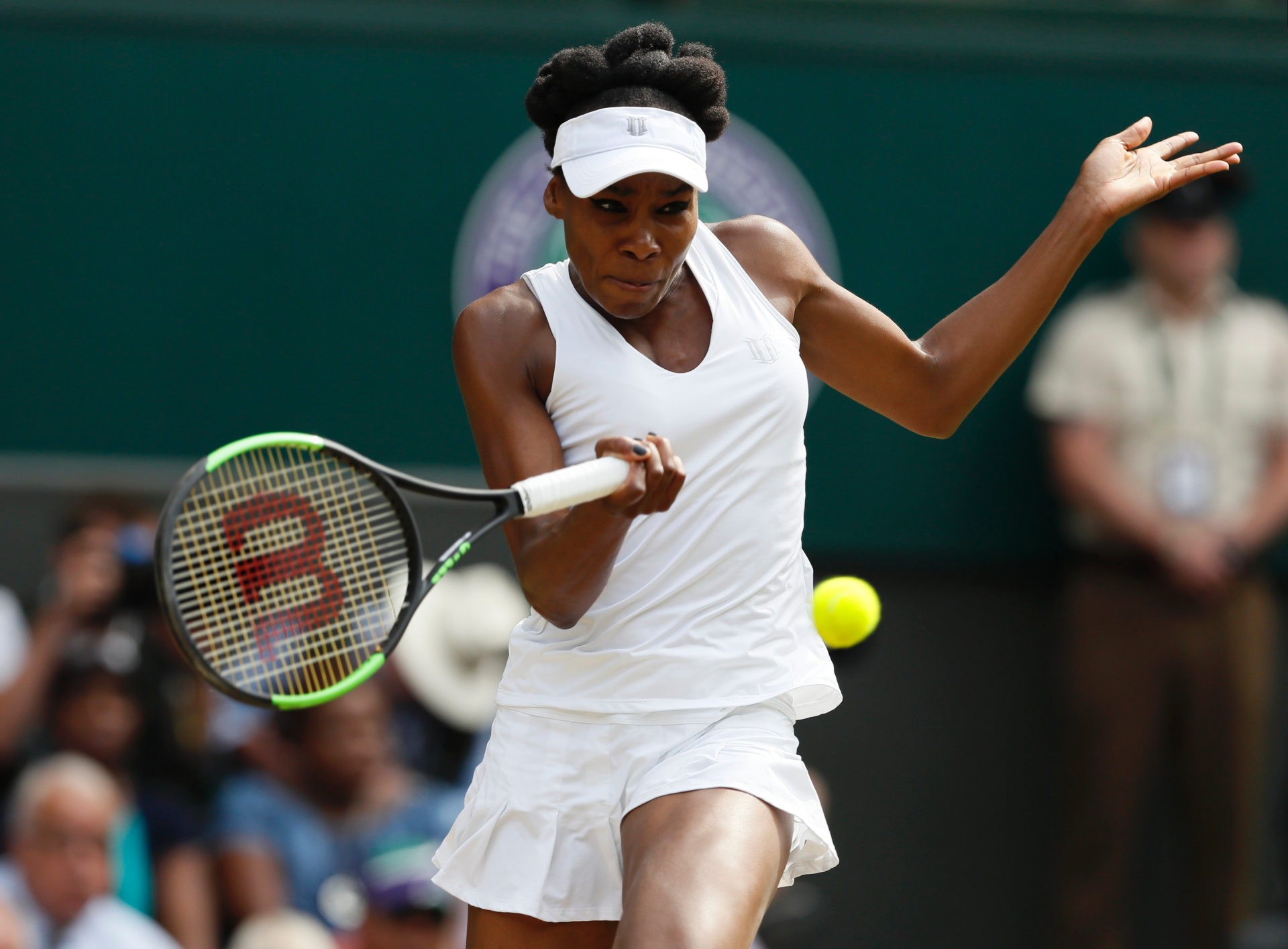 Pada usia 37, Venus Williams sedang mencari gelar Wimbledon ke-6