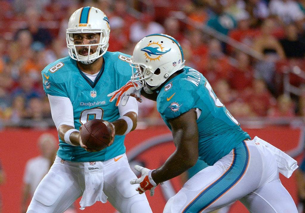 Dolphins meraih kemenangan pramusim pertama dengan kemenangan 20-14 atas Buccaneers
