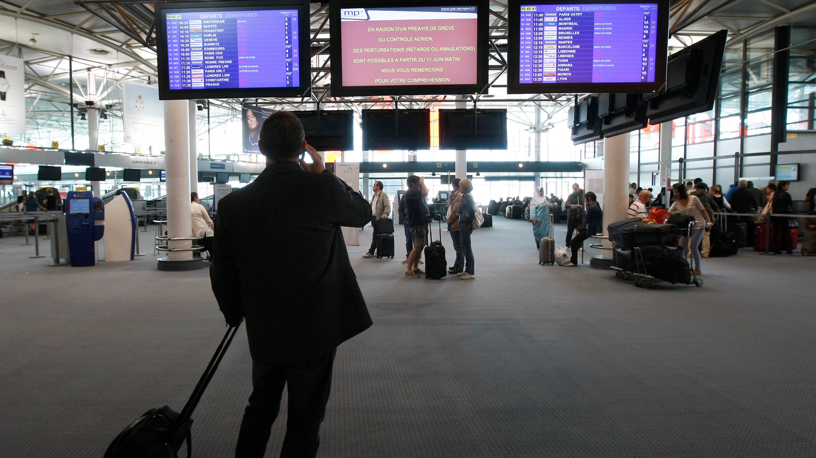 Strike grounds half of flights at France's main airports | Fox News