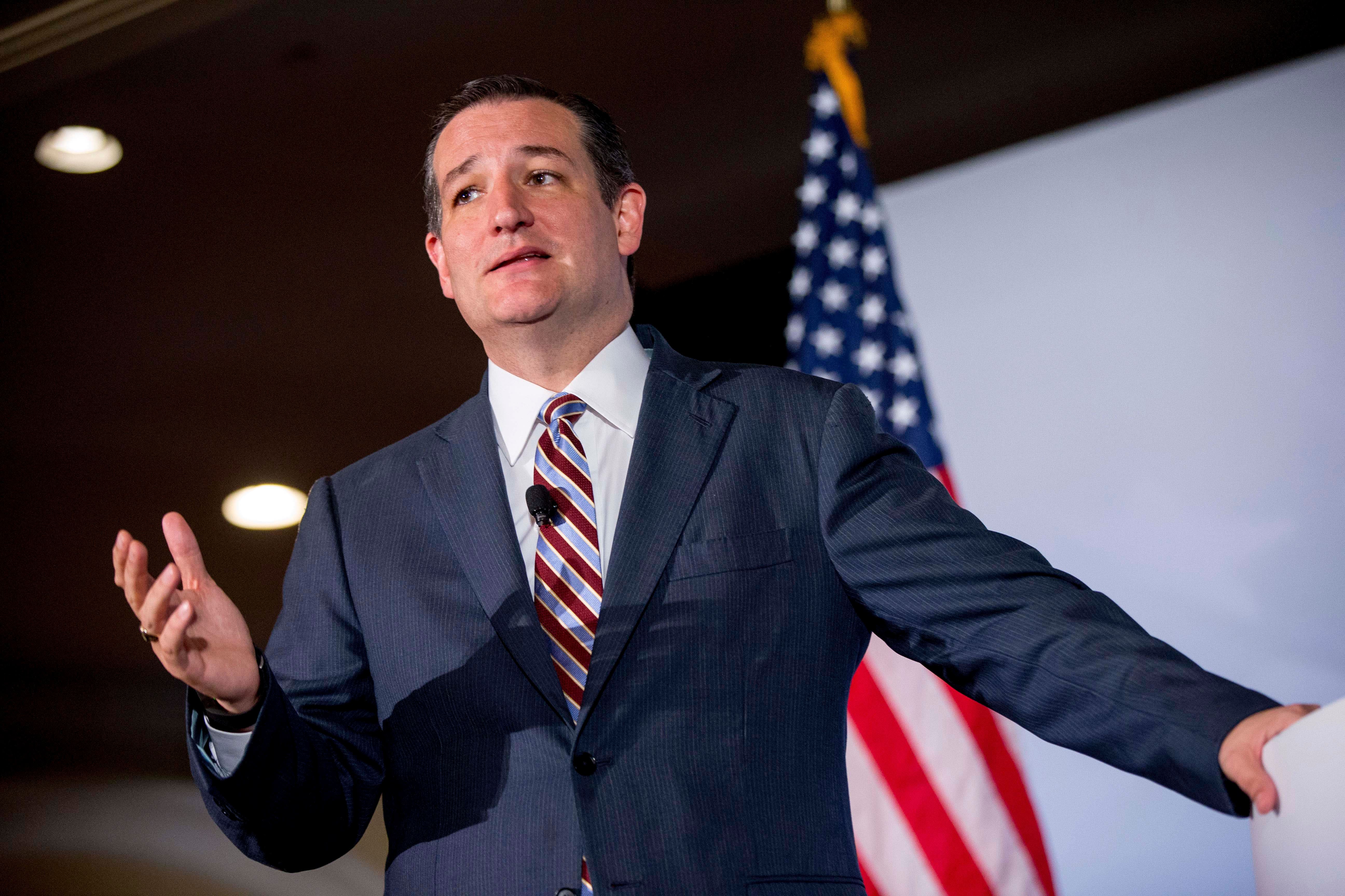 Ted Cruz says Ben Carson is wrong: Barring Muslims from Oval Office is 'unconstitutional' | Fox News