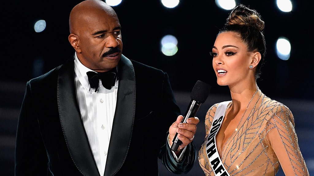 Steve Harvey accused of flubbing name of Miss Universe costume contest  winner | Fox News