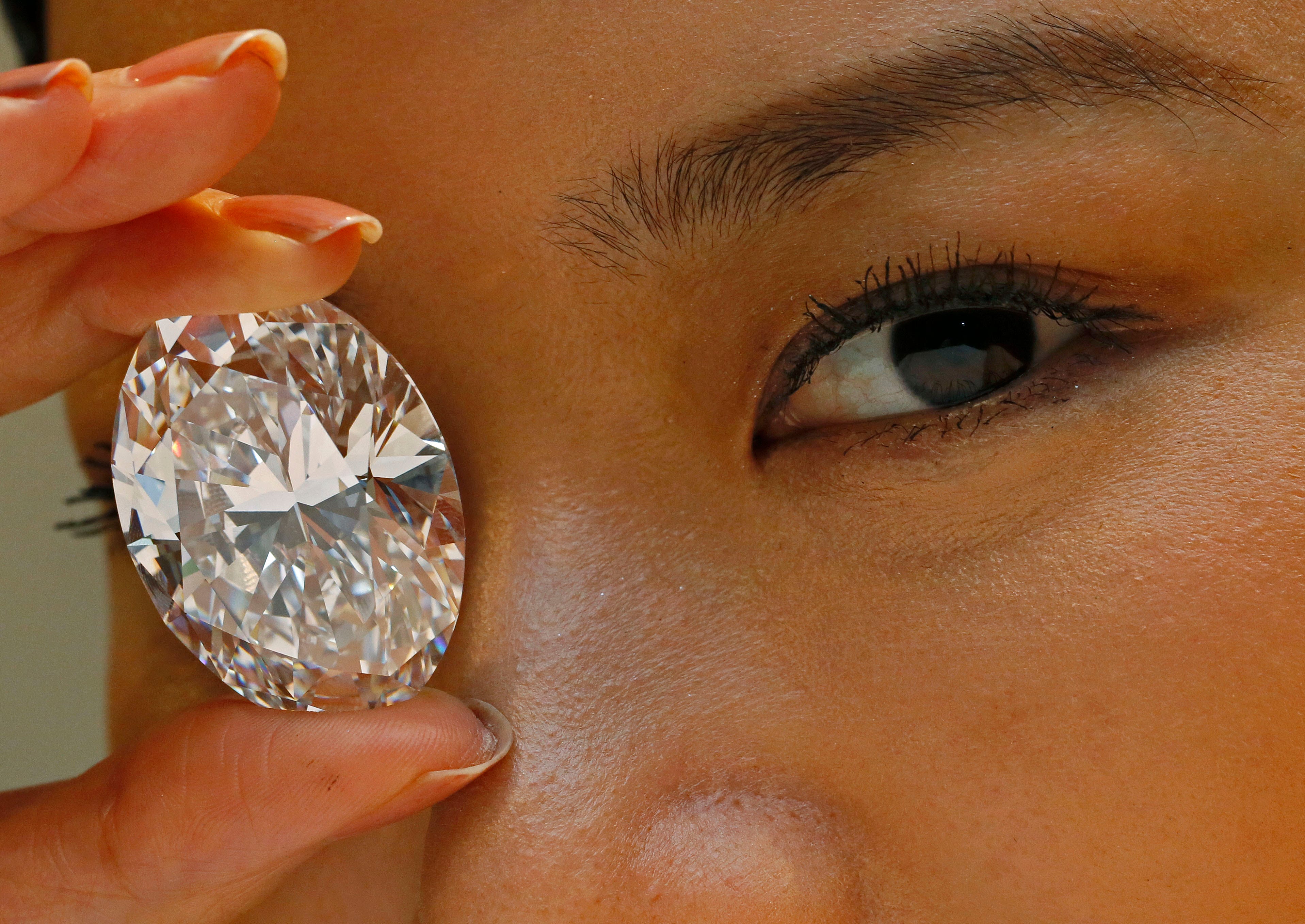 ее глаза 3 карата