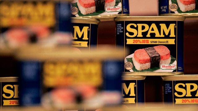 US takes top spot in spam distribution