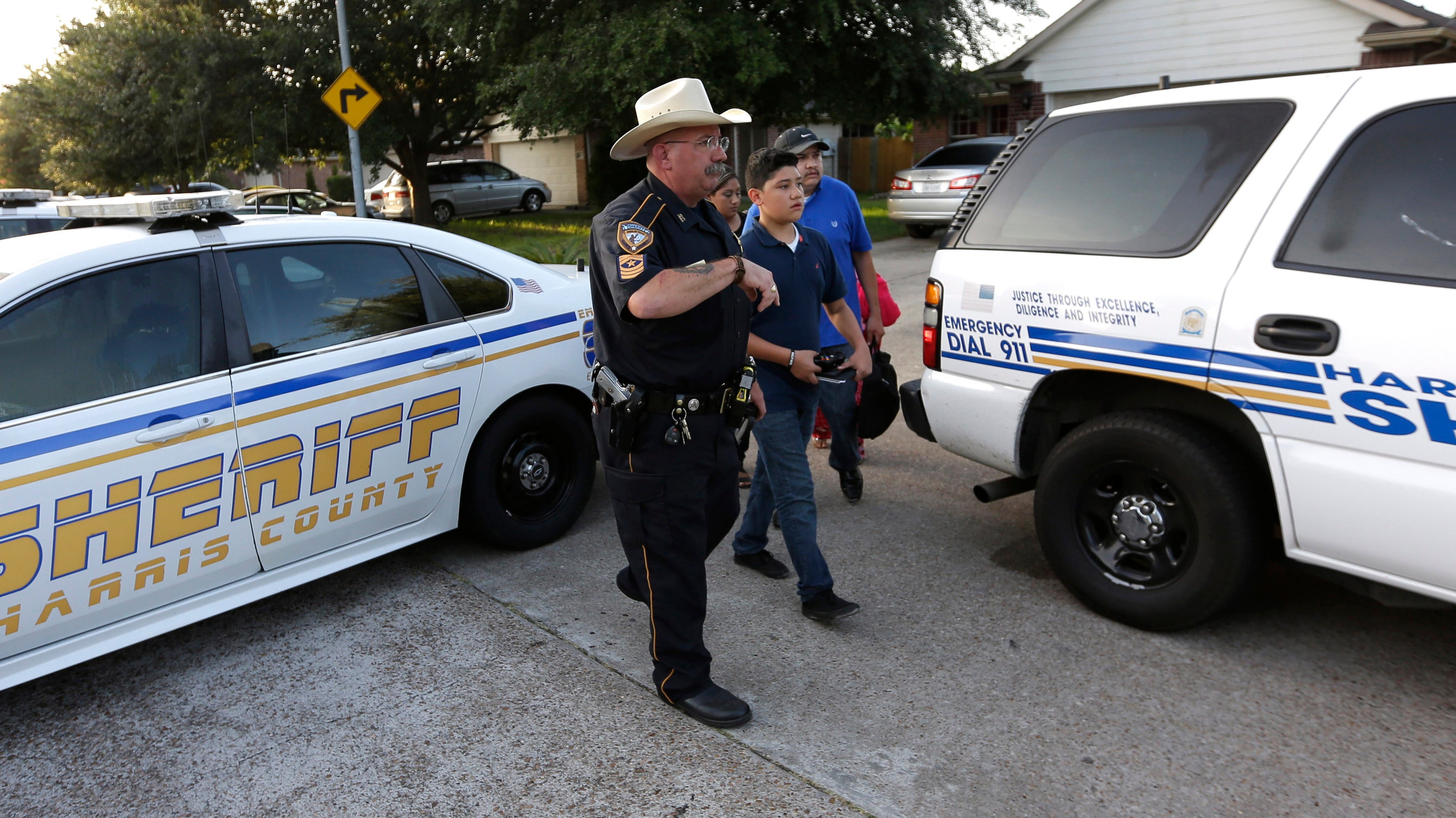 Texas police: 5 children, 3 adults found dead inside home, suspect ...