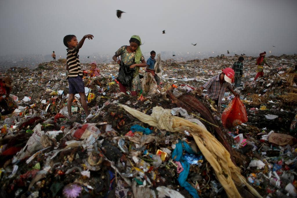 Pick Up Rag A family's life rag-picking in New Delhi: 'I do not want my children to ...