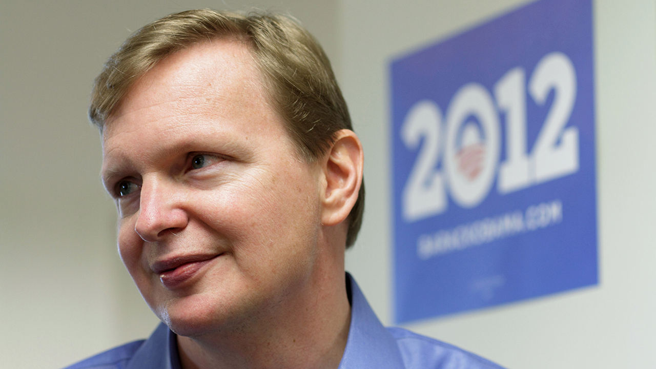 Former Obama campaign manager calls AOC backing challenger to DCCC chair ‘dumb sh—'