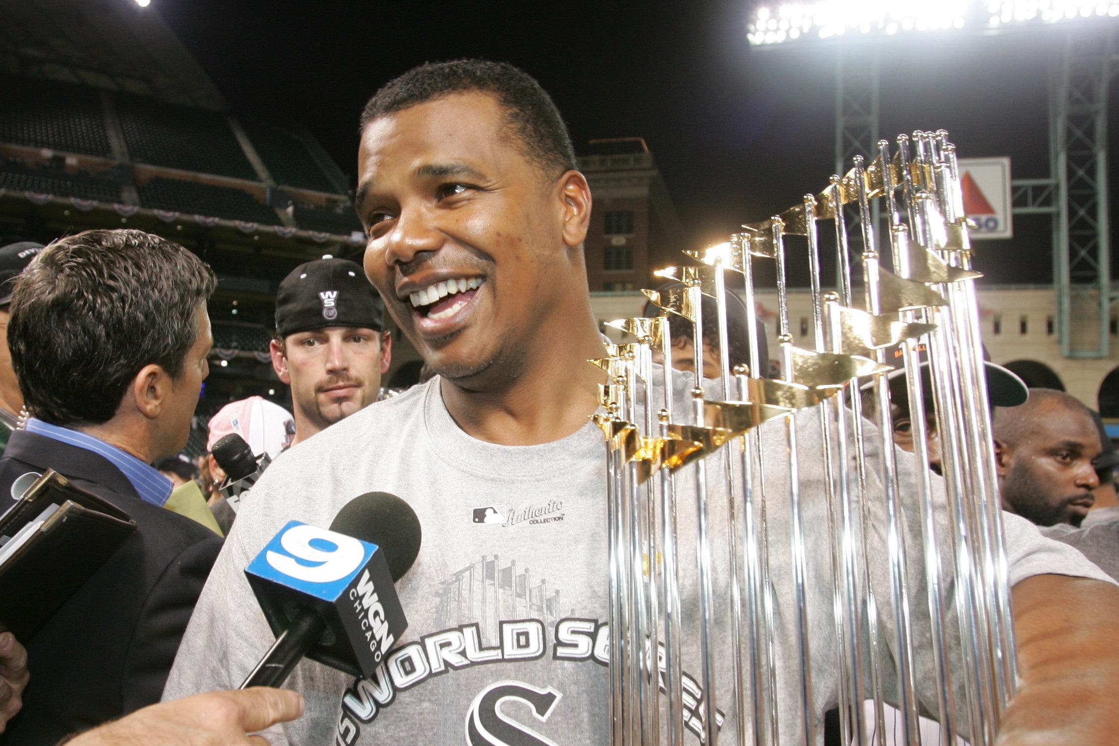 White Sox Exec Kenny Williams Is Selling Home on Chicago's Gold Coast ...