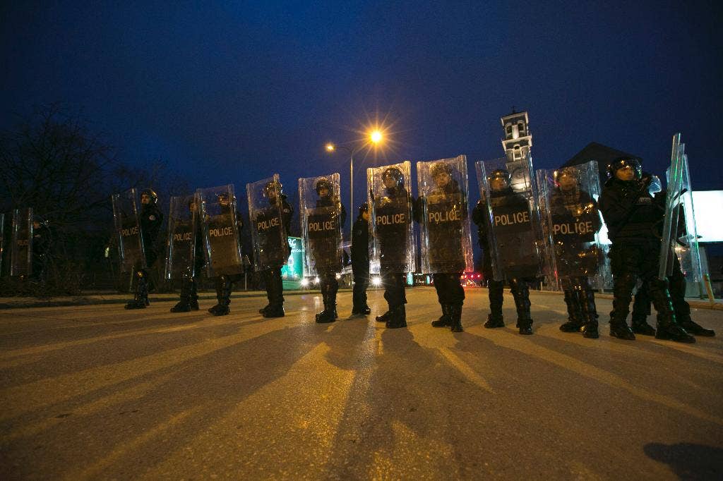 Thousands in Kosovo protest Serb politician who played down Serbia's