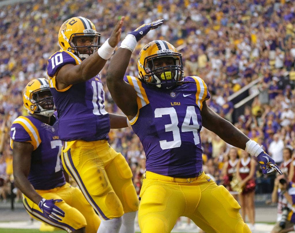 Williams direkam dua kali dan lawan Macan Kosong Kecil dengan kemenangan 31-0 atas LA.-Monroe