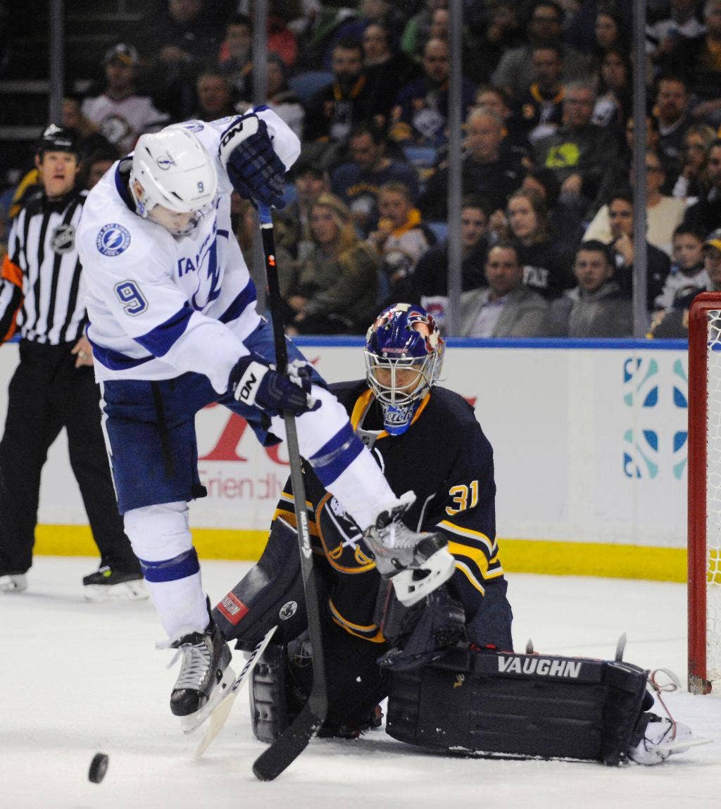 STEM Food mencetak 2 gol saat Lightning mengalahkan Sabres 4-3 di OT