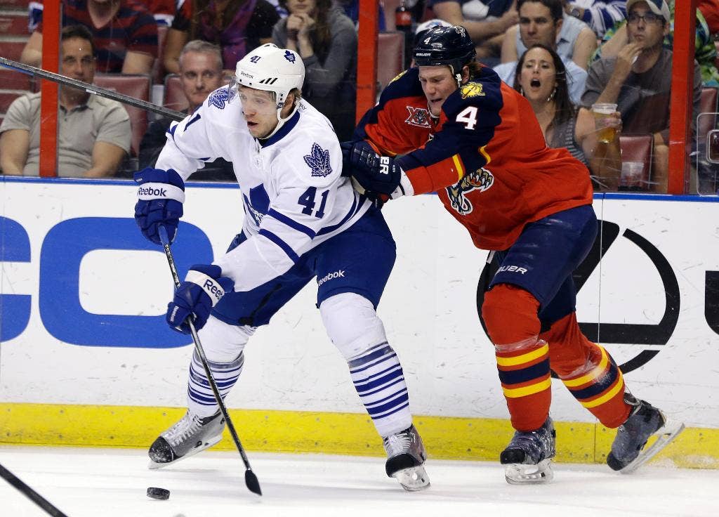 Bjugstad mencetak dua gol untuk memimpin Panthers dalam kemenangan 4-2 atas Maple Leafs