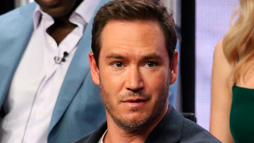 'Saved by the Bell's' Mark-Paul Gosselaar says he had 'undeniable chemistry' with Leah Remini