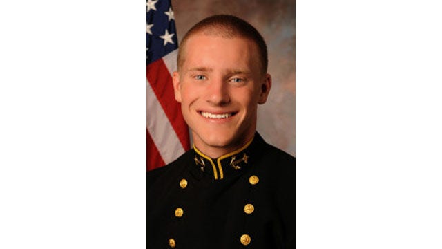 Navy Football Player Dies Three Days After Collapsing At Practice Fox 7229