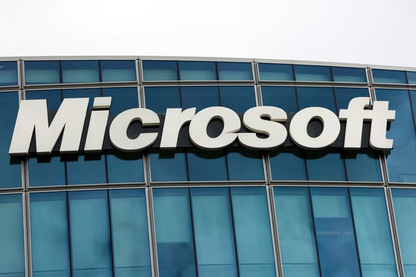 Mircrof Microsoft says it snooped on Hotmail to track leaker | Fox News
