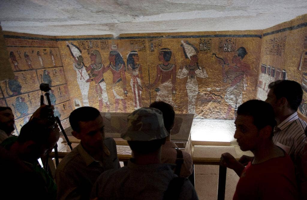 Egypt memperkenalkan replika tepat Raja Tuts berusia 3,300 tahun.