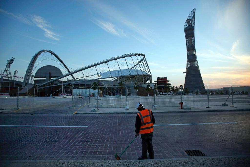 Kolom: Setelah menghindari panas, hak-hak pekerja menjadi ujian berikutnya di Qatar dan Piala Dunia 2022