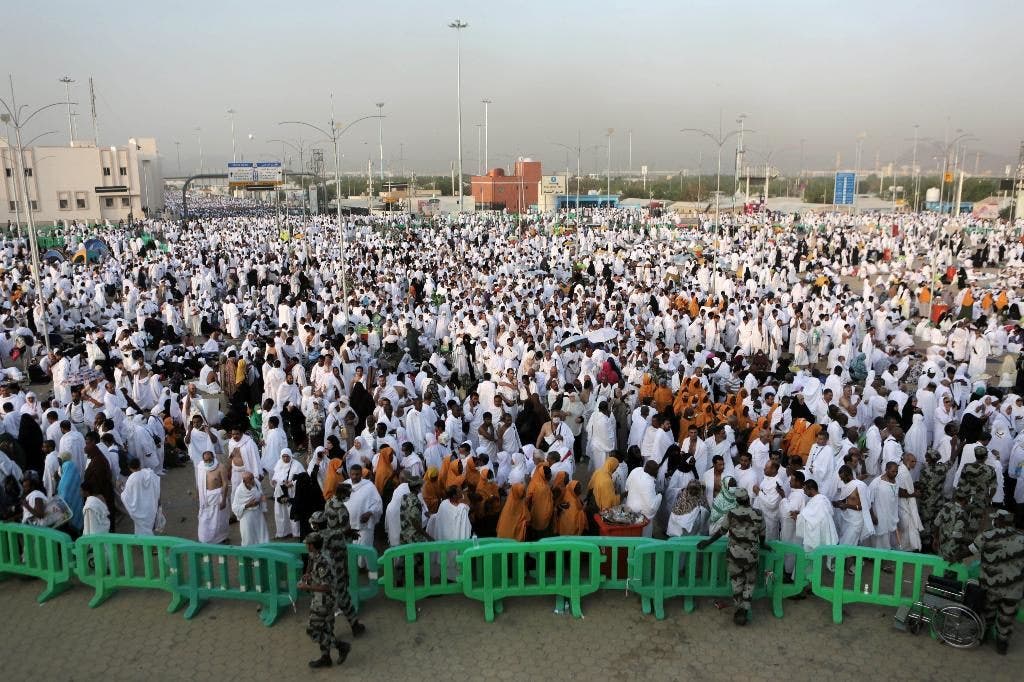 Muslims gather at Mount Arafat for major day of annual hajj pilgrimage